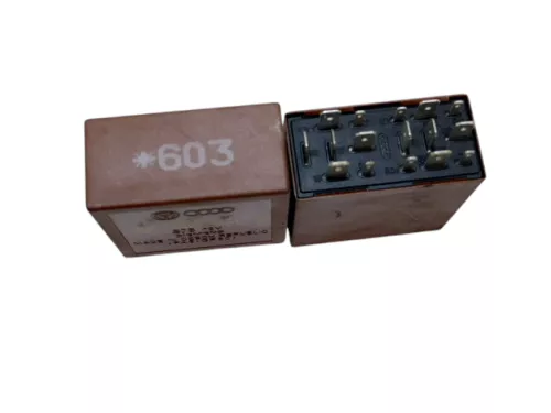 Audi A4 B5 A6 VW Passat 3B Relais Wisch Wasser 603    4B0955531E