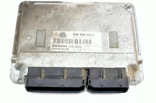 VW Polo 9N Steuergerät 1,2 47kw 03E906033L 64PS AZQ Motor Motorsteuergerät