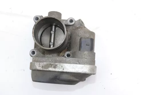 VW Fox Polo 9N Drosselklappe Drosselklappenstutzen 036133062N AZQ AWY (100492)