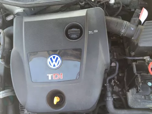 VW Golf 4 A3 Motor 1,9 TDI 74kw 101PS AXR 150.000KM mit PD Elementen  (101090)
