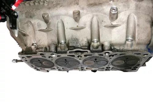 VW Golf 5 Touran Zylinderkopf Kopf 1,9 TDI 74kw 101PS AVQ oder 77kw BKC 105PS (101597)