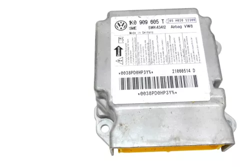 VW Golf 5 Steuergerät Airbagsteuergerät 1K0909605T 05 H020 S2300