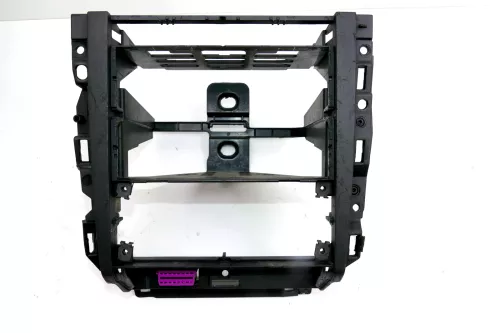 VW Golf 4 Bora Mittelkonsole Verkleidung um Radio schwarz 1J1858069F Kratzer (101979)