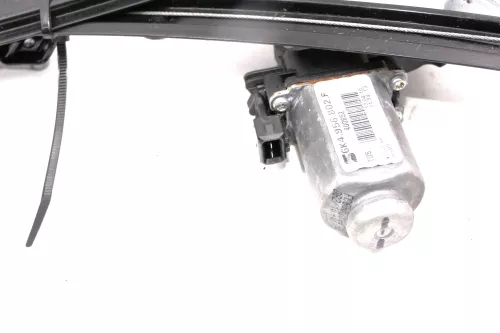 VW Polo Kombi Caddy 2 elektrischer Fensterheber vorne links # 2 poliger Stecker! (102063)