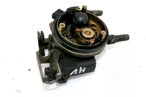 VW Golf 3 Vento Drosselklappe Vergaser 0438201208 AEA 1,6l 75PS 55kw 032023B ABU (102085)