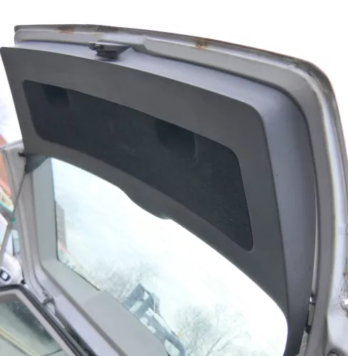 VW Golf 4 Kombi Abdeckung Verkleidung Kofferraum hinten Heckklappe Deckel (102167)