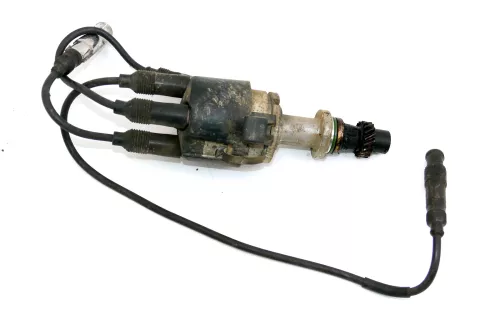 Audi A4 Hallgeber Zündverteiler 050905205AR AFT AKS ADP 74kw 101PS 1,6l Golf 3 (102390)