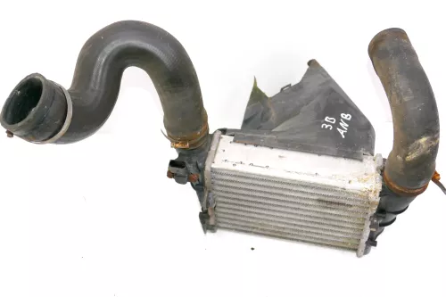 VW Passat 3B Audi A4 B5 Ladeluftkühler Ladeluft Kühler 1,9TDI 1,8T 058145805G A6 (102452)