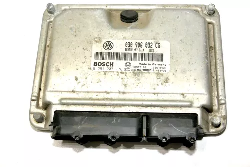 VW Polo 6N2 Steuergerät 1,4l 44kw 60PS AUD Motor 030906032CG 030906032DT