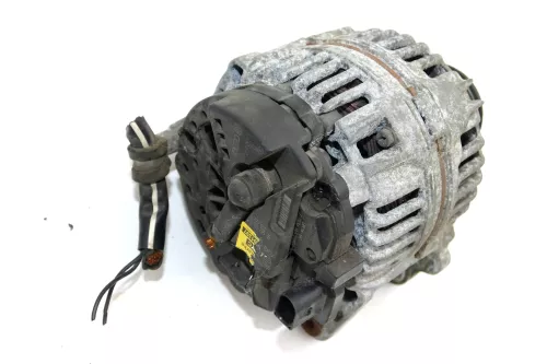VW Golf 4 Audi A3 8L Lichtmaschine Generator 038903023L 90A mit Freilauf Octavia (103596)