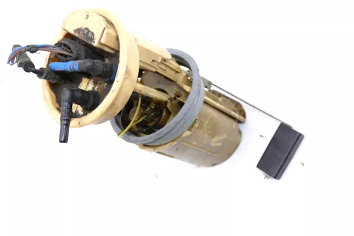 VW Touran Dieselpumpe Kraftstoffpumpe 1T0919050A / F TDI BKC BKD 