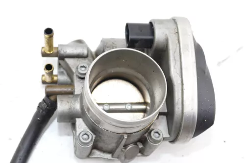 VW Golf 5 Touran Drosselklappe 06A133062AT BSE 1,6l BSF 75kw 105PS (104619)