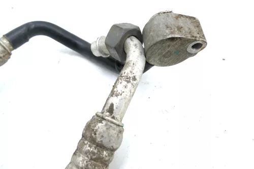 VW Passat 3B A4 Klimaleitung Kältemittelschlauch 8D0260704R AHL ARM ANA ALZ AWT (104642)