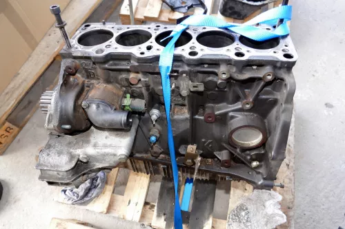 VW T4 Motorblock Motor ohne Kolben 2,4 D 57kw 68PS ca.158.000km  AAB (104658)