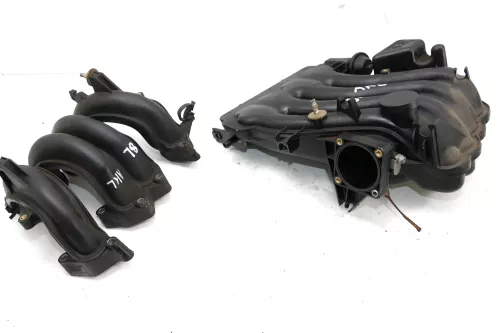 VW Golf 4 Bora Skoda Octavia Ansaugbrücke Motor 1,6 74kw AKL / AEH 101PS (104745)