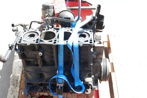VW Golf 4 Bora Motor Block Motorblock 1,9 TDI 74kw 101PS 038103101AE AXR PD (105117)