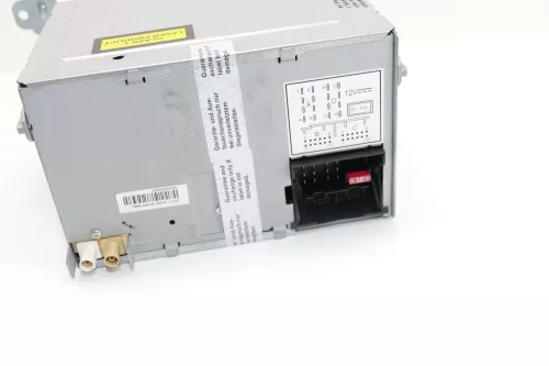 VW Golf 5 Radio CD Player Original RCD300 1K0035186AD MP3 mit Code  (105238)