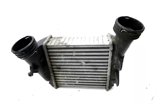 VW Passat 3BG Skod Ladeluftkühler Ladeluft Kühler 2,5 TDI 3B0145806 BAU BDG BDH (105339)