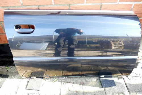Audi A4 B5 Tür vorne rechts schwarz LZ9W (Leiste+Griff vergleichen) Facelift (105364)