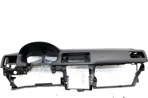 VW Bora Armaturenbrett Airbag Cockpit Amaturenbrett schwarz (105609)