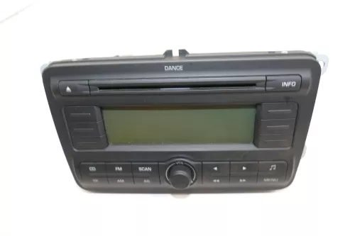 Skoda Fabia 5J Radio Dance CD- Player 5J0035161A mit Code (105750)