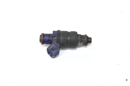 VW Passat 3B Audi A4 A6 Einspritzdüse Düse 078133551L 2,8 V6