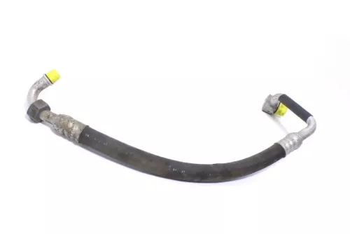VW Passat 3B A4 Klimaleitung Kältemittelschlauch 8D0260704F AHL ARM ANA ALZ AWT (106105)