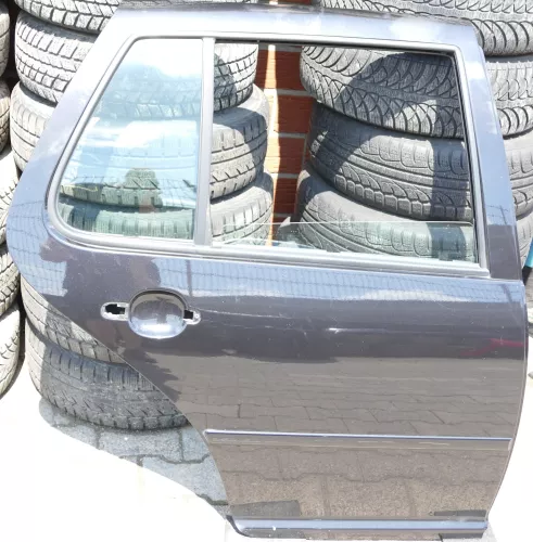 VW Golf 4 Limousine Tür hinten rechts schwarz LC9Z (KEINkombi) (106127)