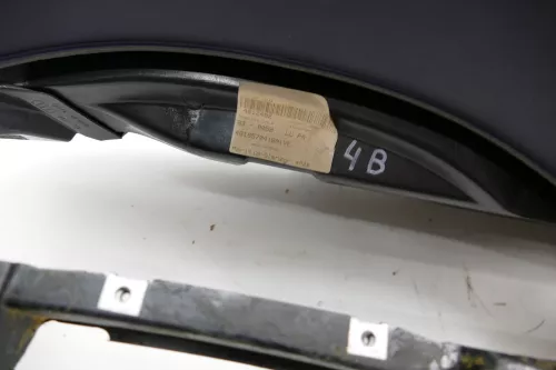 Audi A6 4B Armaturenbrett Cockpit Amaturenbrett Bj.2000 blau maritim  (106151)