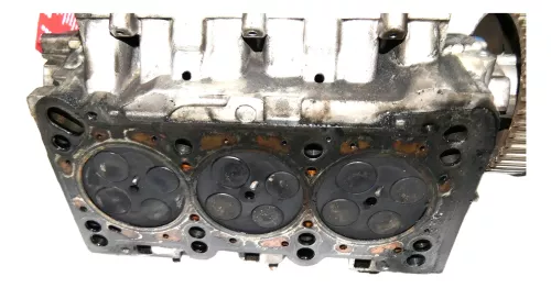 VW Passat 3BG Zylinderkopf Kopf Nockenwelle 2,5 TDI 132kw 180PS BDG LINKS (106381)