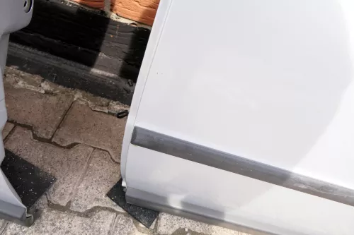 VW Passat 3B 3BG Kombi Variant Tür hinten links silber LB7Z (106771)