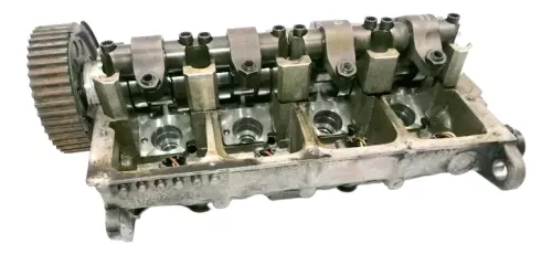VW T5 LT Zylinderkopf 1,9 TDI 62kw 85PS von Motor AXC AXB (OHNE PD-Elementen) (106855)