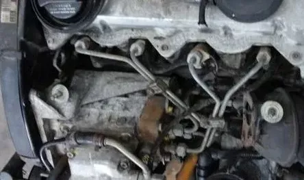 VW Golf 4 A3 8L Einspritzpumpe Leitungen Rohre 1.9 TDI SDI ALH AGR AHF (107001)
