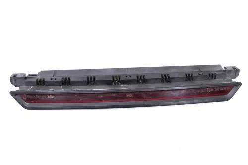 VW Passat 3B Kombi Variant dritte Bremsleuchte 3. Bremslicht 3B9945097A