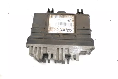 VW Polo Kombi Motorsteuergerät Steuergerät 6K0906030A 1,6 75PS AEE ALM Motor (107210)