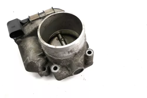 VW Passat 3B Audi A4 B5 Drosselklappe 06B133062B 1,8T APU ANB AWT AWM (107235)