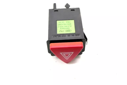Audi A3 8L Warnblinker Relais Warnblinkerschalter Schalter 8L0941509G Knopf (107401)