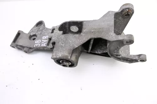 VW Passat 3B A4 Halter Konsole Lichtmaschine Träger 1.9 TDI  038903143AE   (107514)