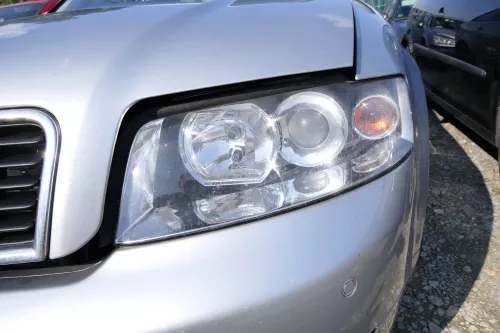 Audi A4 8E Scheinwerfer Halogenscheinwerfer 8E0941029C links vorne - kein Xen0n (107822)