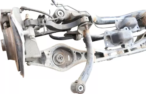 VW Passat 3C Achse hinten Hinterachse Achsträger Querlenker Stabi Stabilisator (108060)