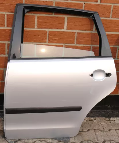 VW Polo 9N 9N3 Tür hinten links silber LA7W 4/5-Türer (108214)