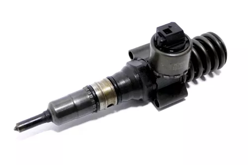1x Audi A3 8P Touran Pumpe Düse Element 2.0 TDI 03G130073G Einheit BKD AZV (108698)