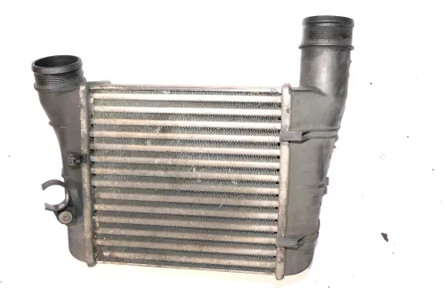 Audi A6 4B A4 8E Ladeluftkühler Ladeluft Kühler 8e0145805s 8e0145805F (108839)