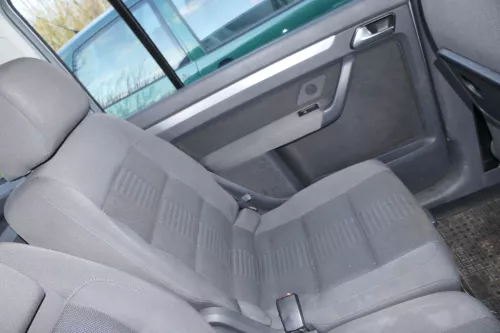 VW Touran Sitz hinten links anthrazit (hinterm Fahrersitz) Rücksitz - 109104 (109104)