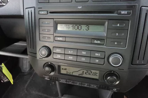 Fox 5Z Pol 9N3 Radio CD Player Original RCD200 Red BVX 6Q0035152D mitCode MP3