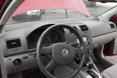 VW Golf 5 Armaturenbrett Cockpit Amaturbrett - ohne Anbauteile (109550)