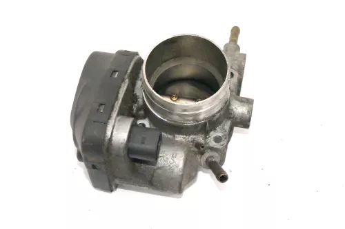 VW Passat 3BG Audi A4 B5 Drosselklappe 06B133062F 06B133062L 1.6 ANA 2.0 AZM (109735)