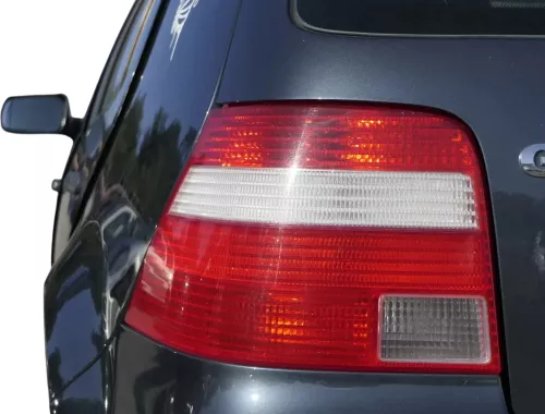 VW Golf 4 Rücklicht Rückleuchte Heckleuchte Hecklicht weiß rot hinten links Paci (109798)