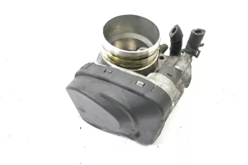 VW Golf 4 Bora Drosselklappe 06A133062A APF AVU 1,6 75kw 102PS New Beetle