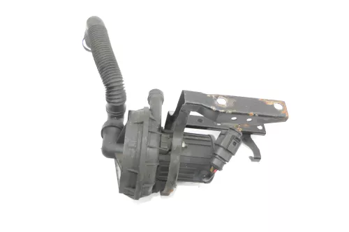 VW Golf 4 Audi A3 Passat Sekundärluftpumpe 06A959253B / C Sekundärpumpe (110555)